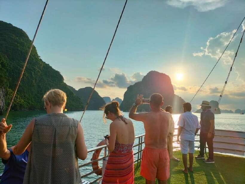Hanoi: Full-Day Halong Bay Cruise with Swimming & Kayak Tour - Price and value: how $44 adds up (and when extras happen)
