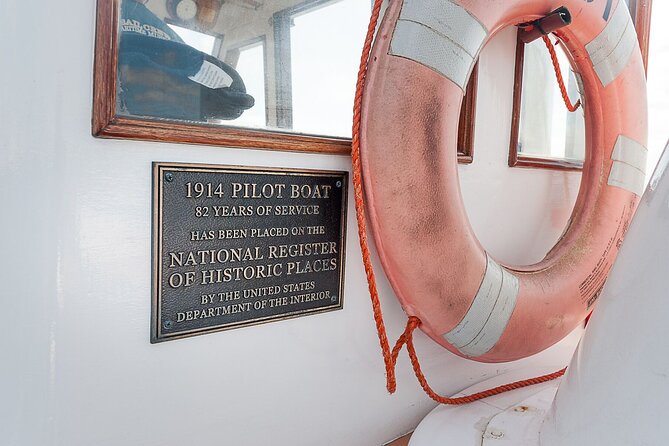 Historic Bay Cruise Aboard 1914 Pilot boat with General Admission - A 45-minute ride that hits the San Diego Harbor highlights fast