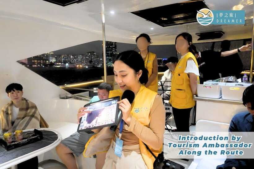 Hong Kong: Victoria Harbour Cruise with Free Camera Photos - Where to stand: top deck vs inside hall (and why your comfort matters)