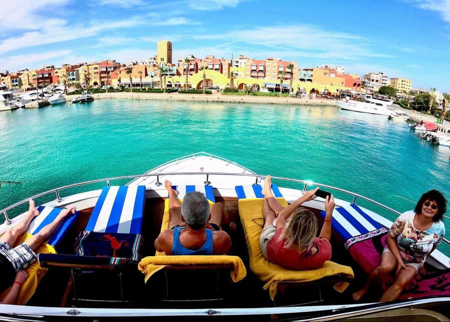 Hurghada: Luxury Orange Bay Cruise with Lunch and Pickup - Guided snorkeling at two top Red Sea locations: what you should expect