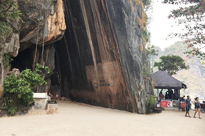 James Bond Island and Phang Nga Bay Tour By Big Boat From Phuket - Canoes and caves in Phang Nga Bay: what happens at the water stops