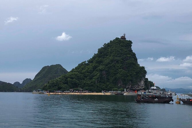 Lan Ha Bay Full Day With Cave, Kayaking And Swimming - Sunset party and Jacuzzi time: the feel-good ending