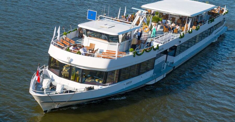 Linz: Harbor Cruise - Why Linz From the Water Feels Like a Shortcut to the Sights