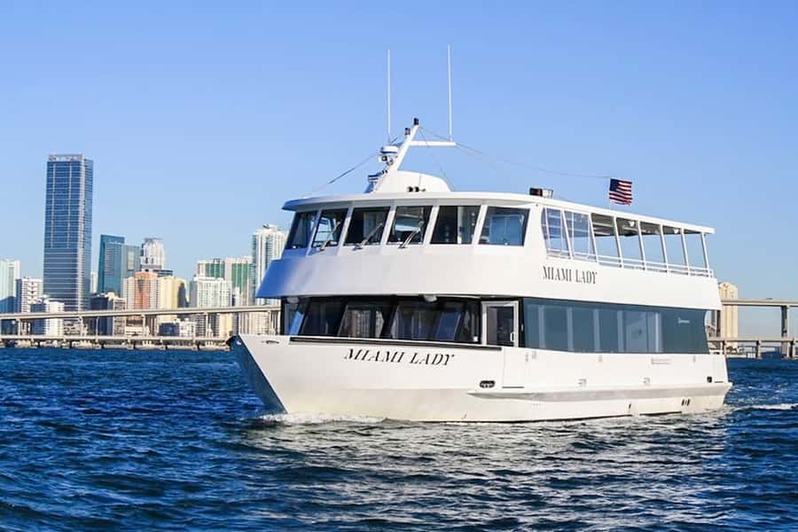 Miami: Everglades Experience, Bay Cruise & Open-top Bus Tour - Biscayne Bay cruise and Millionaire’s Row: the easiest way to see Miami from the water