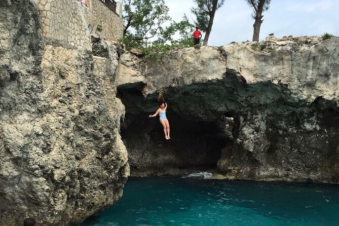 Negril Beach Break and Ricks Cafe - Montego Bay Cruise Port - Negril and Rick’s Cafe: A beach-plus-ocean-show cruise day
