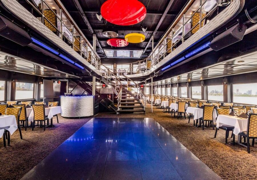 NYC: Christmas Day Buffet Brunch or Dinner Harbor Cruise - The holiday buffet: what you’ll eat and why timing matters