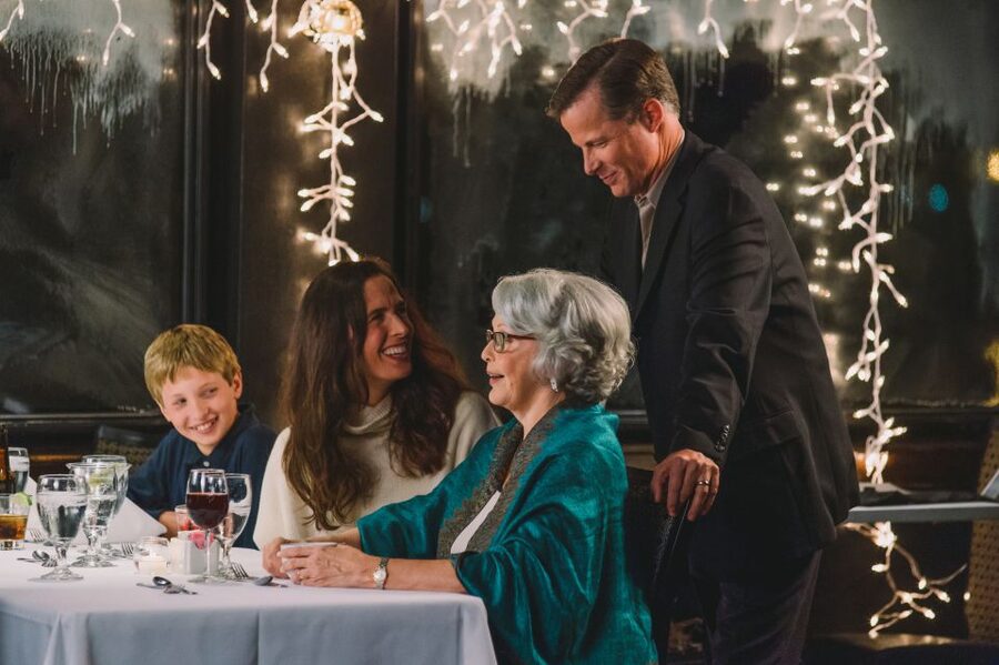 NYC: Christmas Eve Gourmet Brunch or Dinner Harbor Cruise - Key things to know before you go