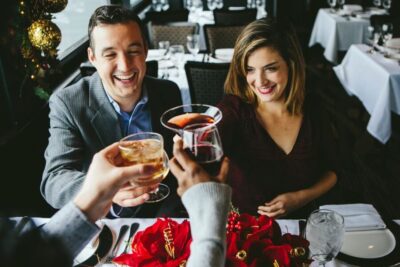 NYC: Christmas Eve Gourmet Brunch or Dinner Harbor Cruise - Brunch vs dinner: timing, dress, and who should book