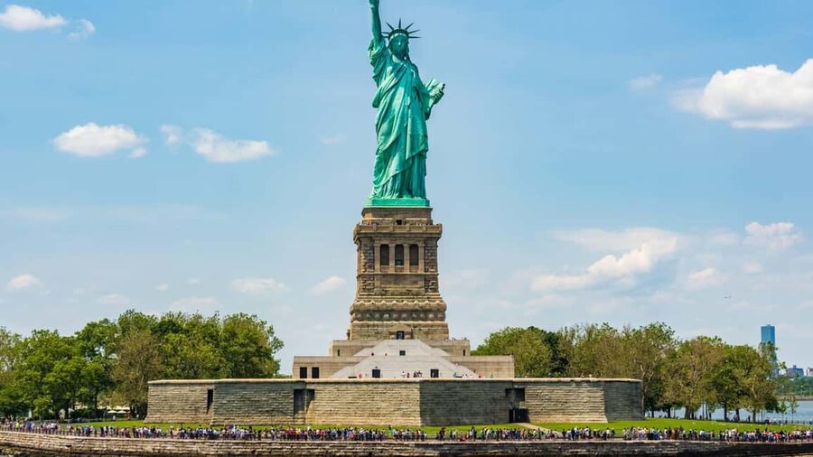NYC: Sightseeing Harbor Cruise on the Grande Mariner - Should You Book the Grande Mariner Harbor Cruise?
