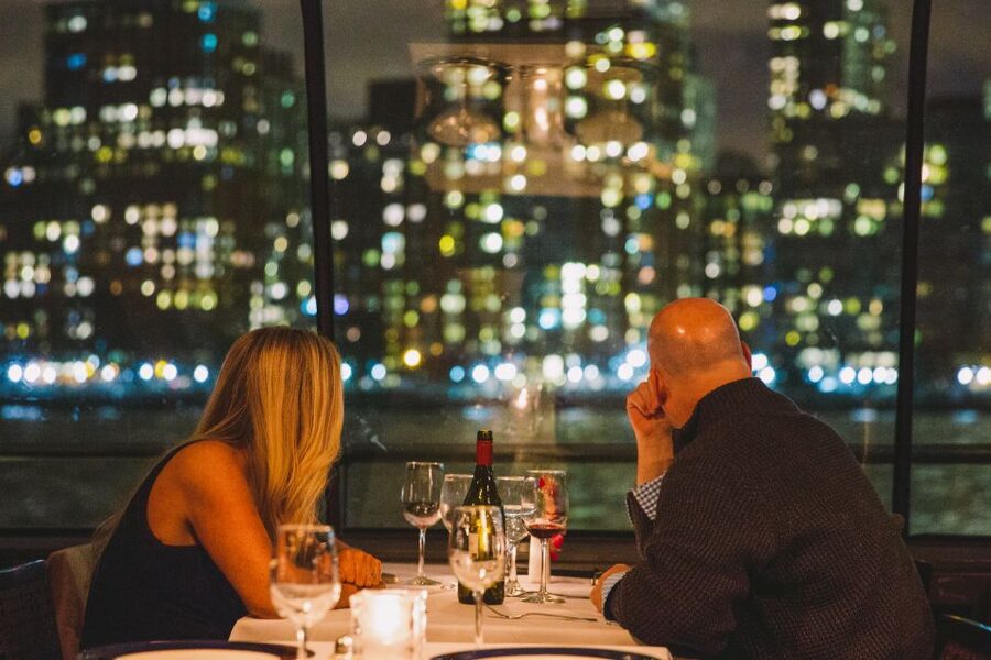 NYC: Thanksgiving Gourmet Lunch or Dinner Harbor Cruise - Price and value: is $130 per person worth it?