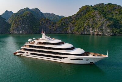 Orchid Cruises 2Days/1Night 5 Star Cruises - Day 1: check-in, welcome drink, and settling into Huong Hai Sealife