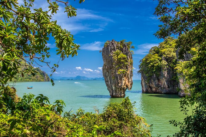 Phang Nga Bay Tour from Krabi - Lunch and the guide: English-speaking, and pacing you can feel