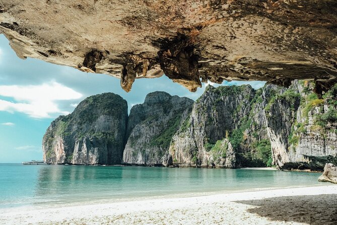 Phi Phi Islands and Maya Bay Tour by Speedboat from Krabi - Practical planning: what to pack for sun, water, and quick shore time