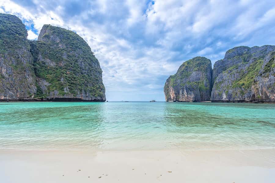 Phi Phi Islands: Maya Bay Tour By Private Longtail Boat - Pileh Lagoon: Swim Options with Big Cliff Drama
