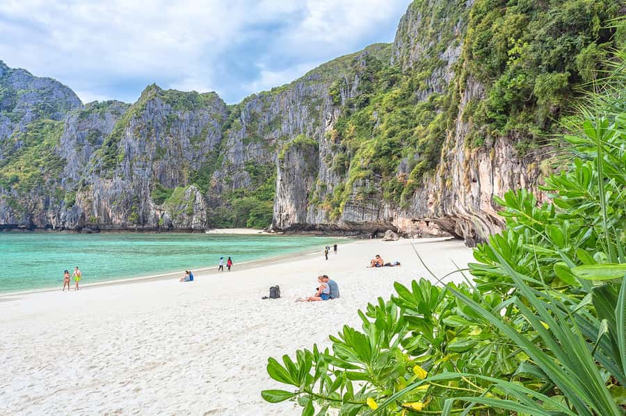 Phi Phi Islands: Maya Bay Tour By Private Longtail Boat - Boat Ride Reality Checks: Choppy Water and Meeting Point Details