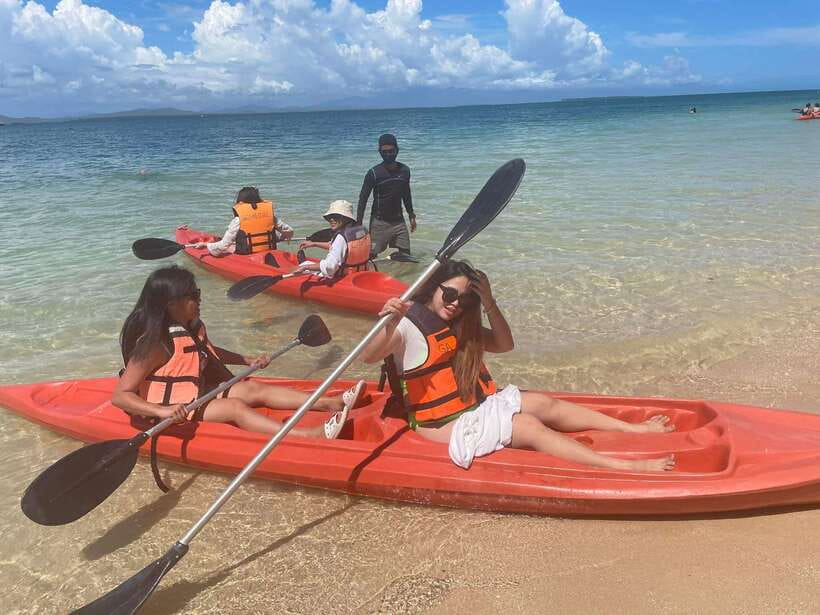 Puerto Princesa: Honda Bay Tour with Lunch - Bat Sanctuary Time: A Wildlife Interlude Between Swims