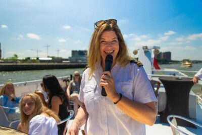 Rotterdam: Harbor Cruise with Live Guide - The 75-Minute Route: How the Harbor Cruise Keeps Moving