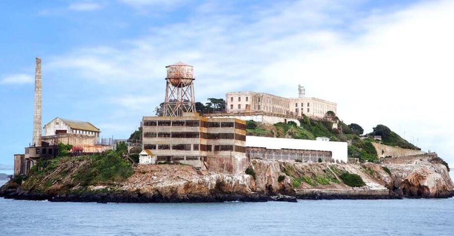 San Francisco: Alcatraz with San Francisco Bay Cruise - Touring Alcatraz Federal Penitentiary With a Multilingual Audio Guide
