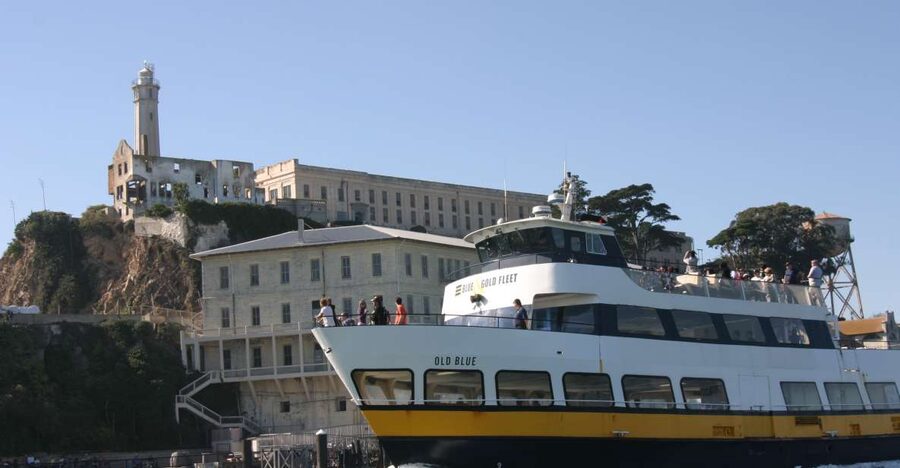 San Francisco: Inside Alcatraz Tour with Bay Cruise - Pier 33 timing: making the only Alcatraz boat work for you