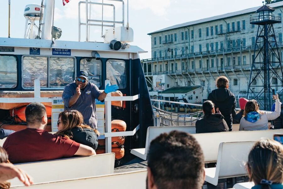 San Francisco: Skip-the-Line Escape from The Rock Bay Cruise - Sailing under the Golden Gate Bridge: photo angles and weather reality
