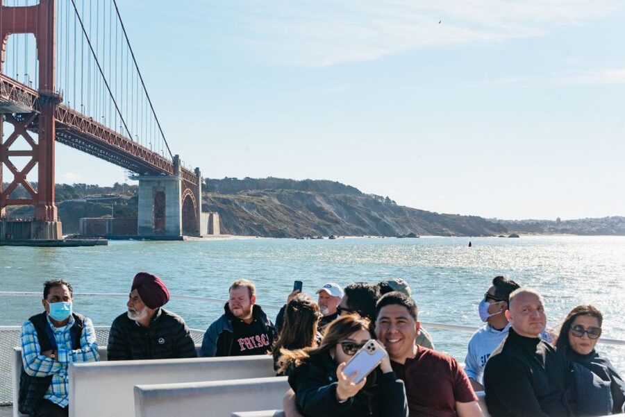 San Francisco: Skip-the-Line Escape from The Rock Bay Cruise - Onboard comfort, deck options, and onboard purchases