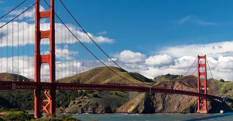 San Francisco Ultimate City Tour with Bay Cruise Option - Lands End and Sutro Baths: Where the Ocean Takes Over