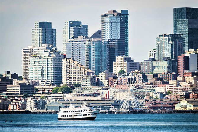 Seattle's Original Guided Harbor Cruise - Terminal 91 and cruise ships: when Seattle shows you the port reality