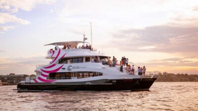 Sydney: 3-Course All Inclusive Dinner Harbour Cruise - Getting On Board at Darling Harbour (King Street Wharf No. 8)