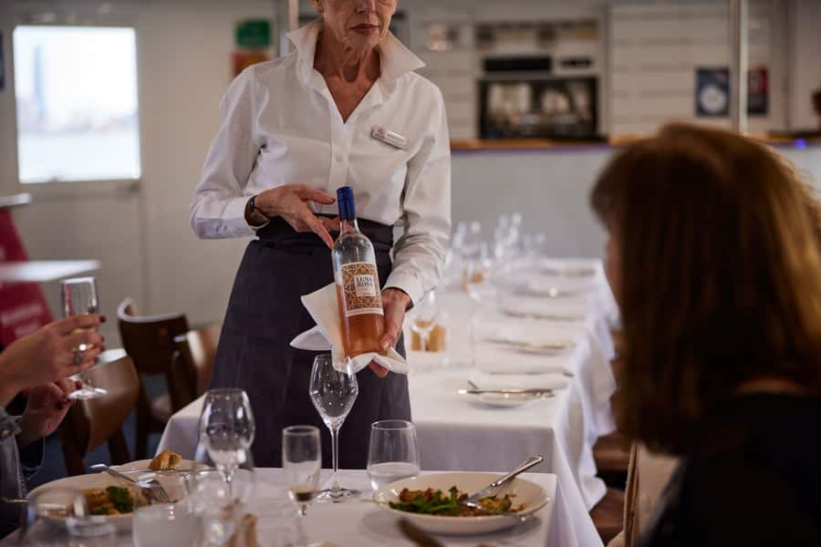 Sydney: 3-Course All Inclusive Dinner Harbour Cruise - Dinner on the Water: 3 Courses, NSW Ingredients, and Included Drinks