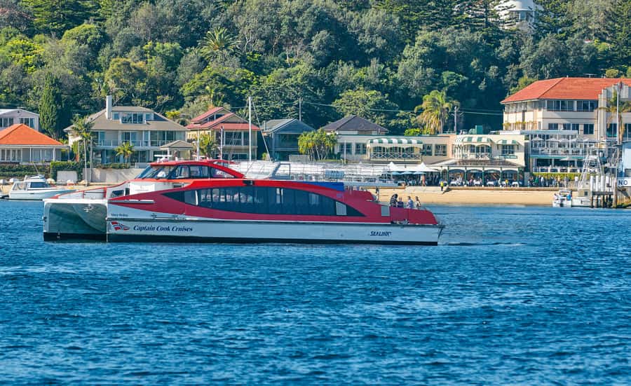 Sydney: Hop-on Hop-off Harbour Cruise with Commentary - Manly by boat: beaches, cafés, and the North Head walk plan