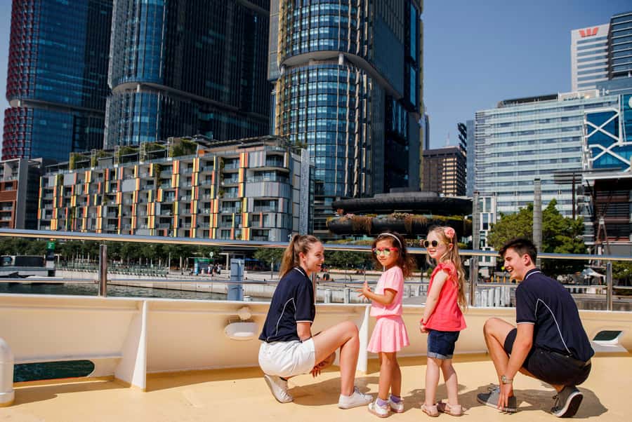 Sydney: Hop-on Hop-off Harbour Cruise with Commentary - Getting on at Circular Quay Wharf 6 (and using the commentary)